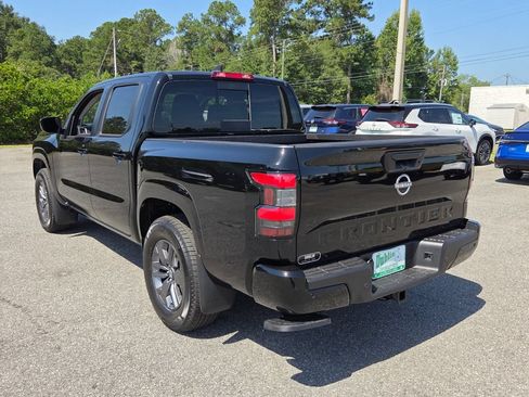 New 2026 Nissan Frontier SV w/ Tow Package RWD image 8