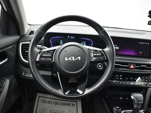 Used 2025 Kia Seltos S FWD image 20