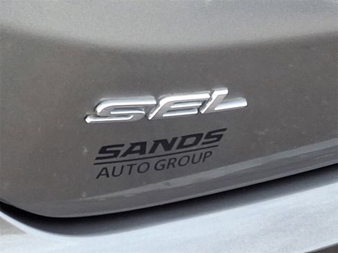 Used 2024 Ford Edge SEL image 31