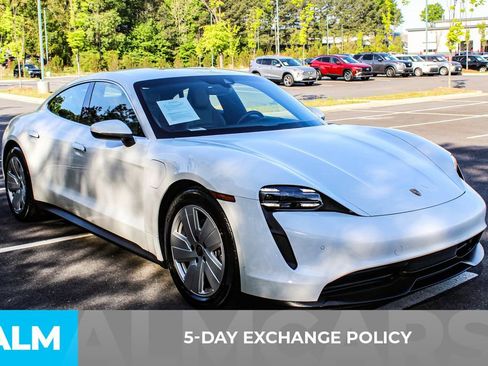 Used 2021 Porsche Taycan RWD image 4