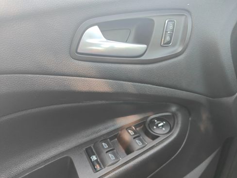 Used 2016 Ford Escape SE w/ SE Leather Comfort Package FWD image 13