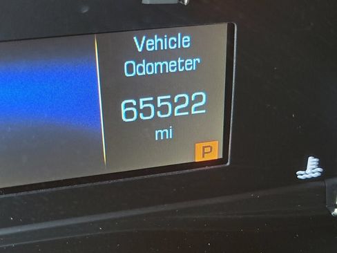 Used 2018 Cadillac XT5 FWD image 29
