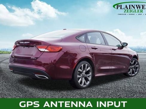 Used 2016 Chrysler 200 S w/ Sun & Sound Group image 3