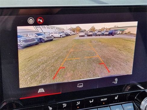 New 2026 GMC Canyon Elevation w/ Convenience Package image 20