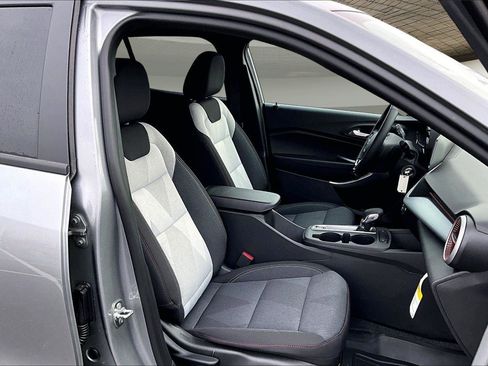 New 2026 Chevrolet Trax RS w/ Driver Confidence Package image 12