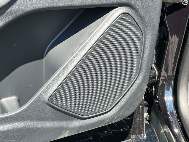 New 2026 Ford Explorer Active w/ Active Comfort Package RWD image 23