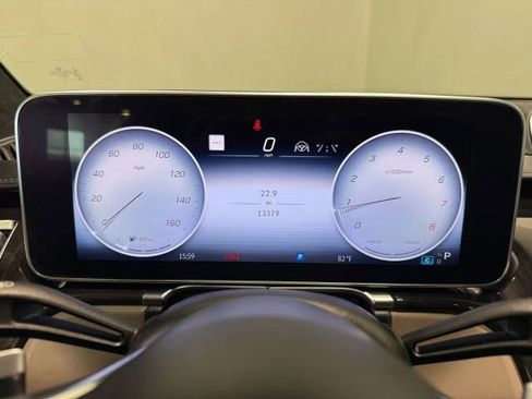 Used 2023 Mercedes-Benz S 580 4MATIC Sedan image 69