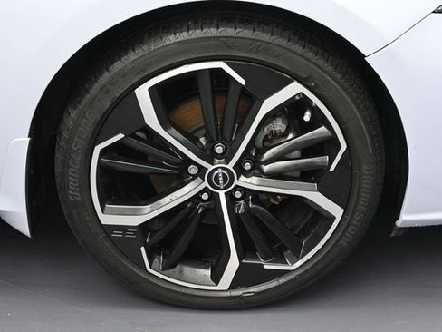 Used 2023 Nissan Altima 2.5 SR w/ SR Premium Package FWD image 6