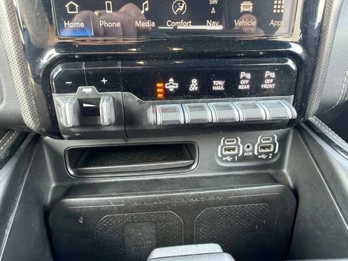 Used 2023 RAM 1500 Limited AWD/4WD image 35