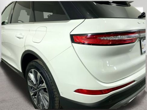 Used 2021 Lincoln Corsair Reserve w/ Equipment Group 201A image 29