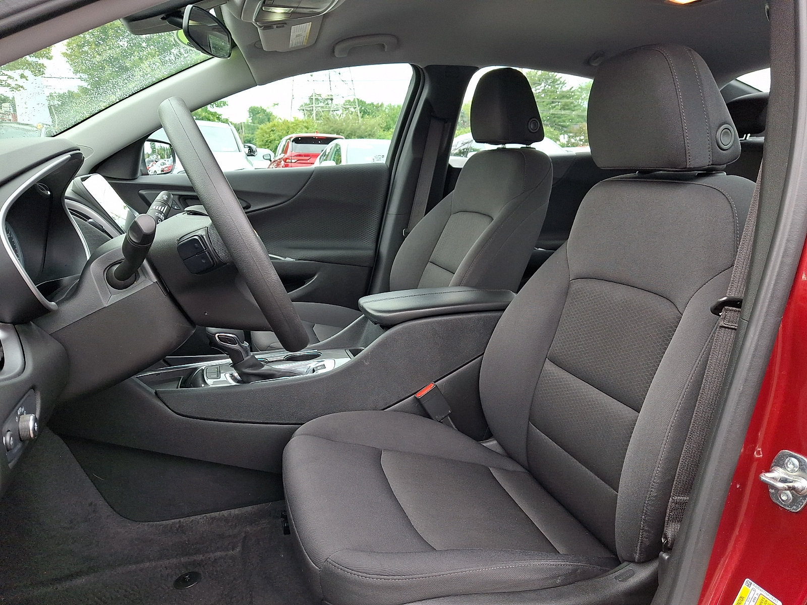 Used 2025 Chevrolet Malibu LT FWD image 13