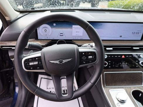 Used 2025 Genesis GV80 2.5T Prestige AWD/4WD image 13