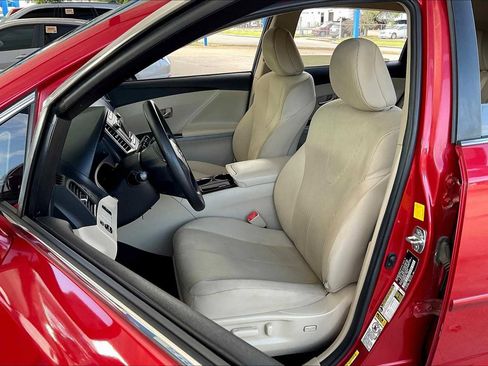 Used 2010 Toyota Venza image 7