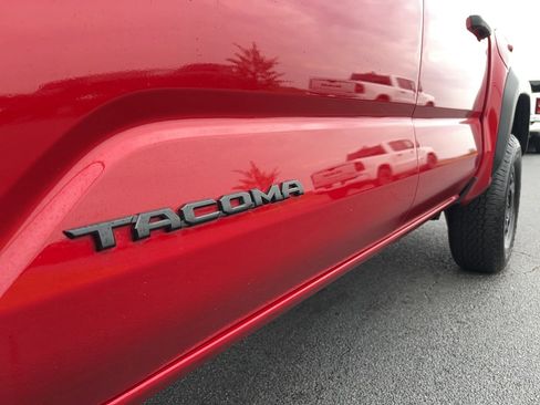 Used 2024 Toyota Tacoma Limited image 10