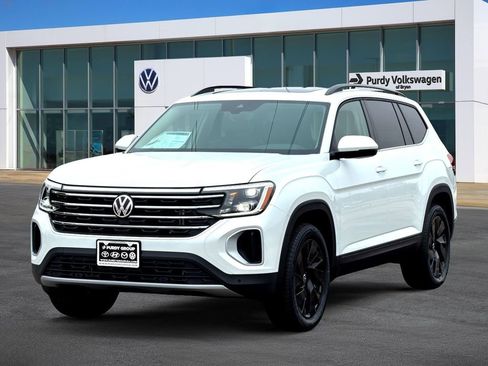 New 2026 Volkswagen Atlas SE FWD image 4