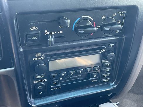 Used 2000 Toyota Tacoma PreRunner image 26