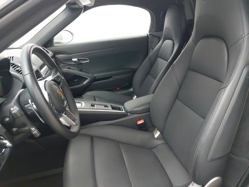 Used 2025 Porsche 718 Boxster S RWD image 5
