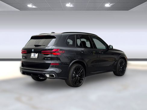 New 2026 BMW X5 sDrive40i w/ M Sport Package image 8