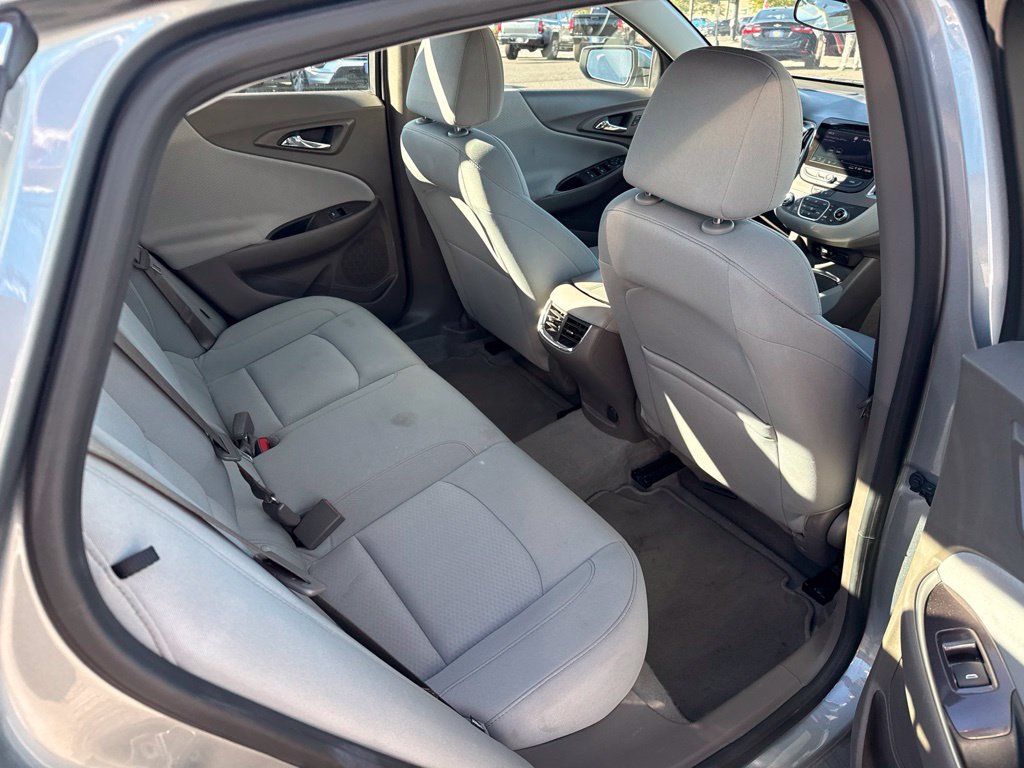 Used 2024 Chevrolet Malibu LT FWD image 35