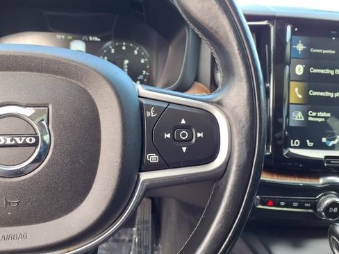 Used 2019 Volvo XC60 T6 Momentum w/ Protection Package Premier AWD/4WD image 12