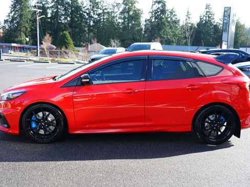 Used 2018 Ford Focus RS image 7