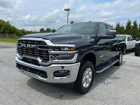 Used 2026 RAM 2500 Big Horn AWD/4WD image 7