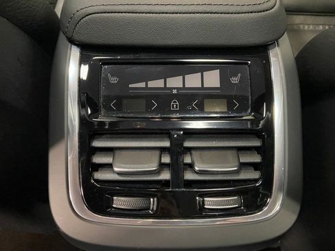 Used 2023 Volvo S60 B5 Ultimate image 19