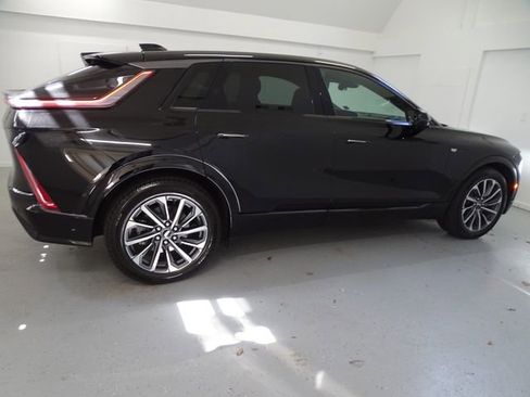 Used 2024 Cadillac Lyriq Sport AWD/4WD image 22