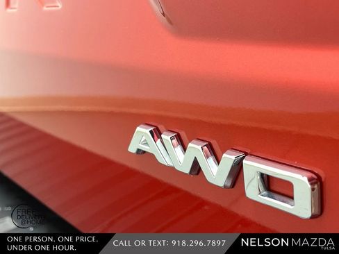 Used 2023 Ford Maverick Lariat w/ Equipment Group 500A Standard image 15