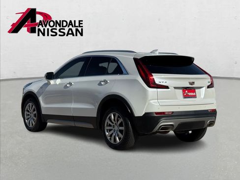 Used 2022 Cadillac XT4 Premium Luxury w/ Enhanced Visibility Package image 4