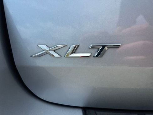 Used 2022 Ford Explorer XLT w/ Equipment Group 202A image 42