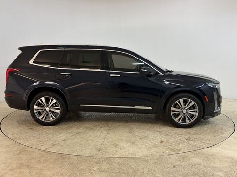 Used 2021 Cadillac XT6 Premium Luxury AWD/4WD image 8