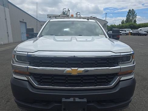 Used 2018 Chevrolet Silverado 1500 W/T w/ WT Fleet Convenience Package AWD/4WD image 19