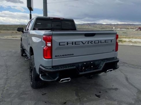 Used 2024 Chevrolet Silverado 1500 LT Trail Boss w/ LT Trail Boss Premium Package AWD/4WD image 7