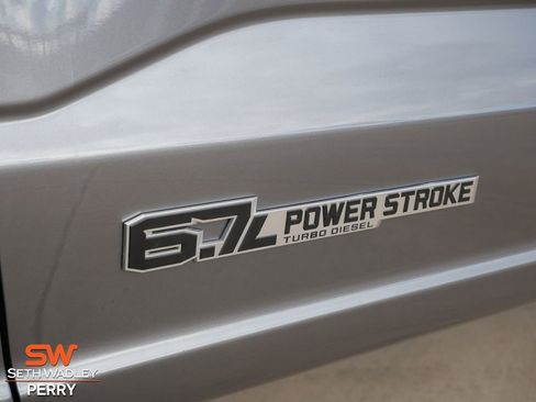 Used 2025 Ford F250 XL w/ FX4 Off-Road Package image 13