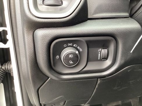 New 2026 RAM 5500 Tradesman w/ Chrome Appearance Group AWD/4WD image 24