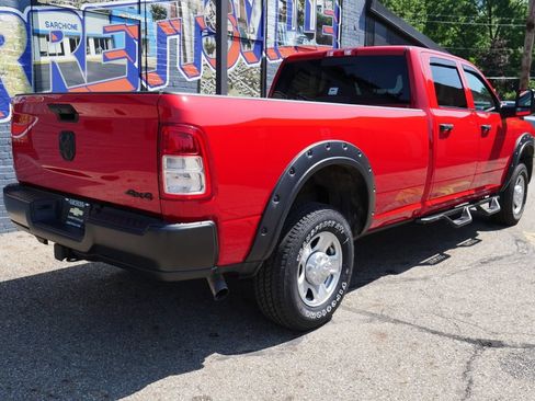 Used 2024 RAM 3500 Tradesman w/ Snow Chief Group AWD/4WD image 36