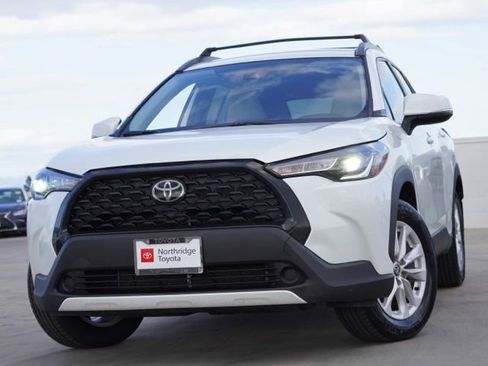Used 2022 Toyota Corolla Cross LE w/ Black Badges Package (TMS) AWD/4WD image 3