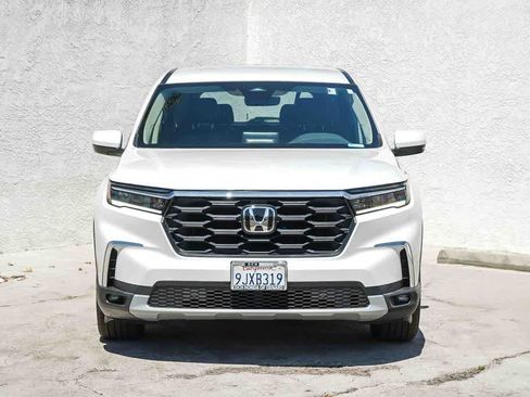 Used 2024 Honda Pilot EX-L image 2