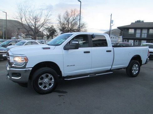 Used 2024 RAM 2500 Big Horn image 3