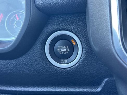 Used 2021 RAM 1500 Laramie AWD/4WD image 40
