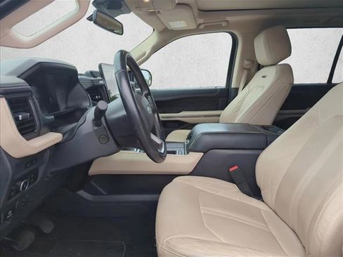 Certified 2023 Ford Expedition Max Platinum RWD image 13