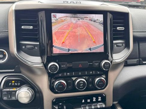 Used 2022 RAM 1500 Laramie AWD/4WD image 17