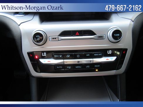 Used 2021 Ford Explorer XLT image 45