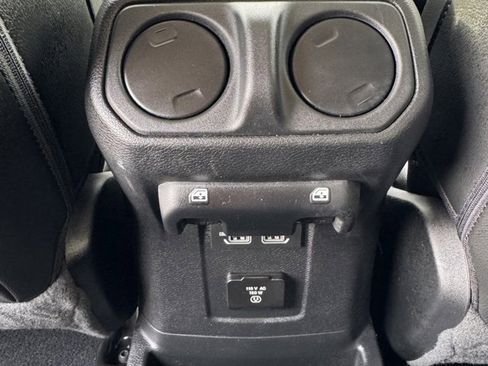 Used 2023 Jeep Wrangler Unlimited Sahara w/ Cold Weather Group image 15