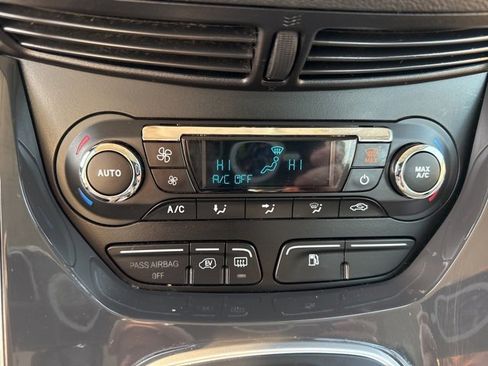 Used 2014 Ford C-MAX Energi SEL image 26