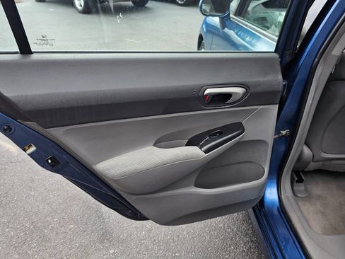 Used 2010 Honda Civic LX image 18