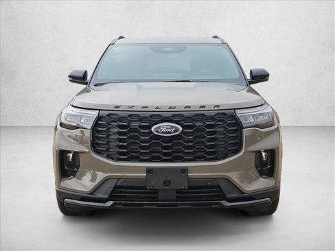 New 2026 Ford Explorer ST-Line w/ ST-Line Street Pack image 6