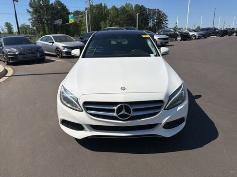 Used 2017 Mercedes-Benz C 300 4MATIC Sedan image 9