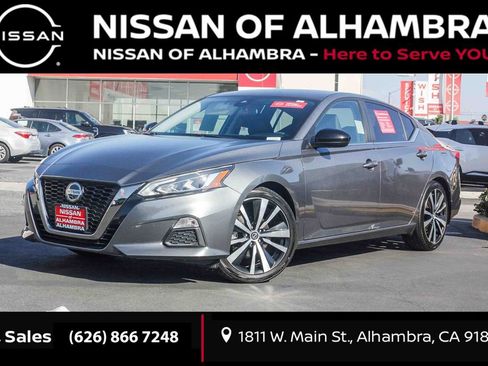 Certified 2020 Nissan Altima 2.5 SR image 1